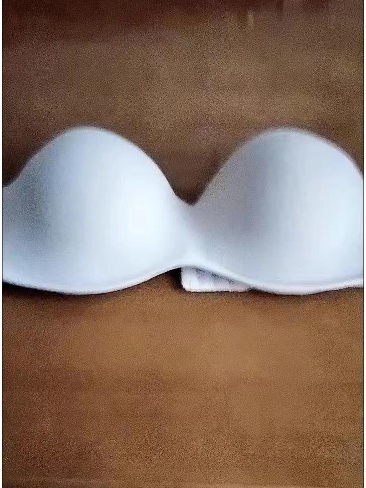 Бесшовный бюстгальтер пуш-ап без бретелей с полуоткрытой чашкой большого размера 40E
Бесшовный бюстгальтер пуш-ап без бретелей с полуоткрытой чашкой большого размера 40E