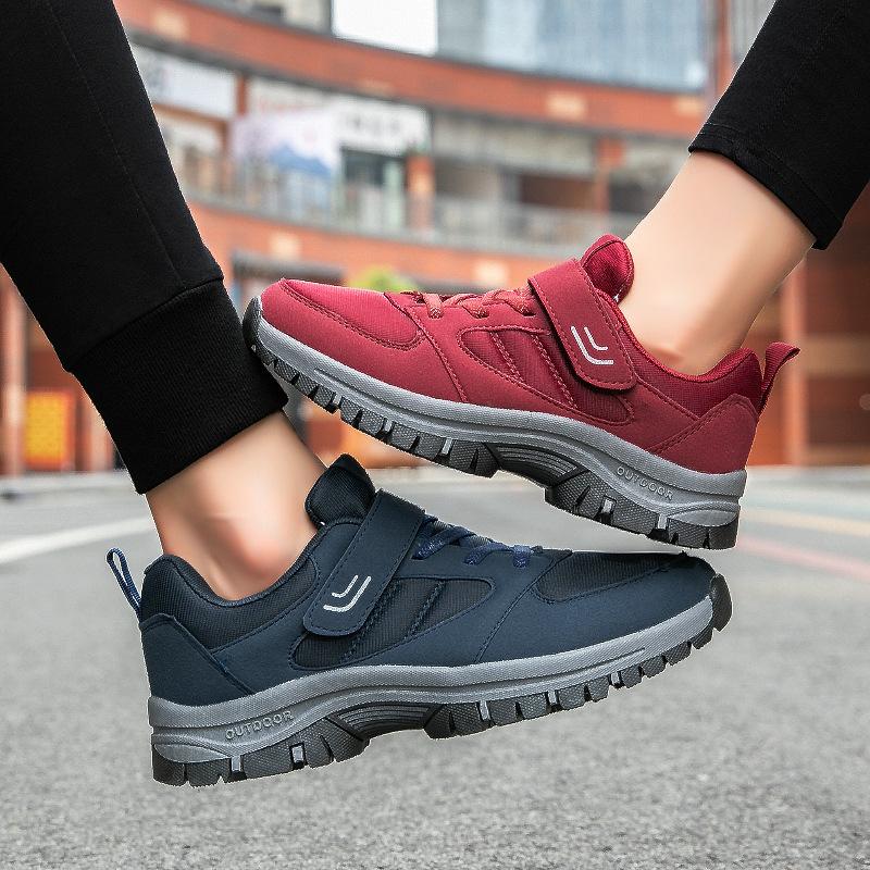 Elderly shoes women s 2025 spring non-slip soft sole middle-aged and elderly father walking shoes men s leisure sports travel mother shoes 35
Elderly shoes women s 2025 spring non-slip soft sole middle-aged and elderly father walking shoes men s leisure sports travel mother shoes 35