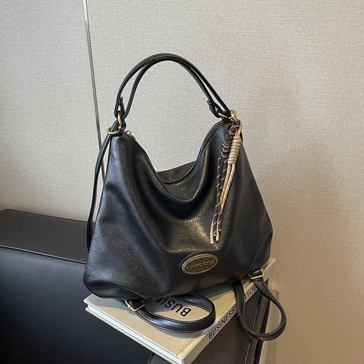 Сумка-тоут в стиле ретро для женщин, большая вместимость, 2024, новая повседневная сумка трехцелевого назначения, рюкзак через плечо на одно плечо чёрный