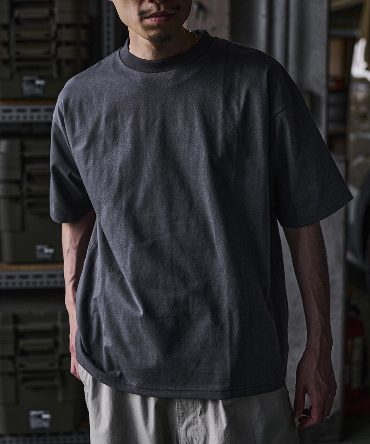 GORDON MILLER Men s Short Sleeve Stand Up T-Shirt, Size M, Gray, 32605
GORDON MILLER Men s Short Sleeve Stand Up T-Shirt, Size M, Gray, 32605