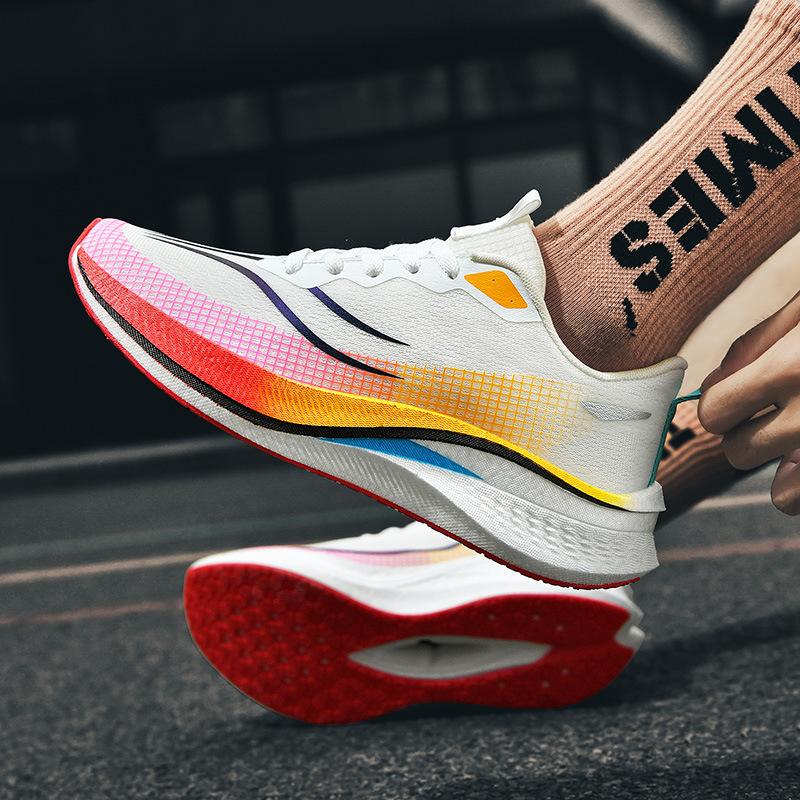New marathon men s running shoes mesh soft sole lightweight professional sports training shoes casual sports trendy shoes 45
New marathon men s running shoes mesh soft sole lightweight professional sports training shoes casual sports trendy shoes 45