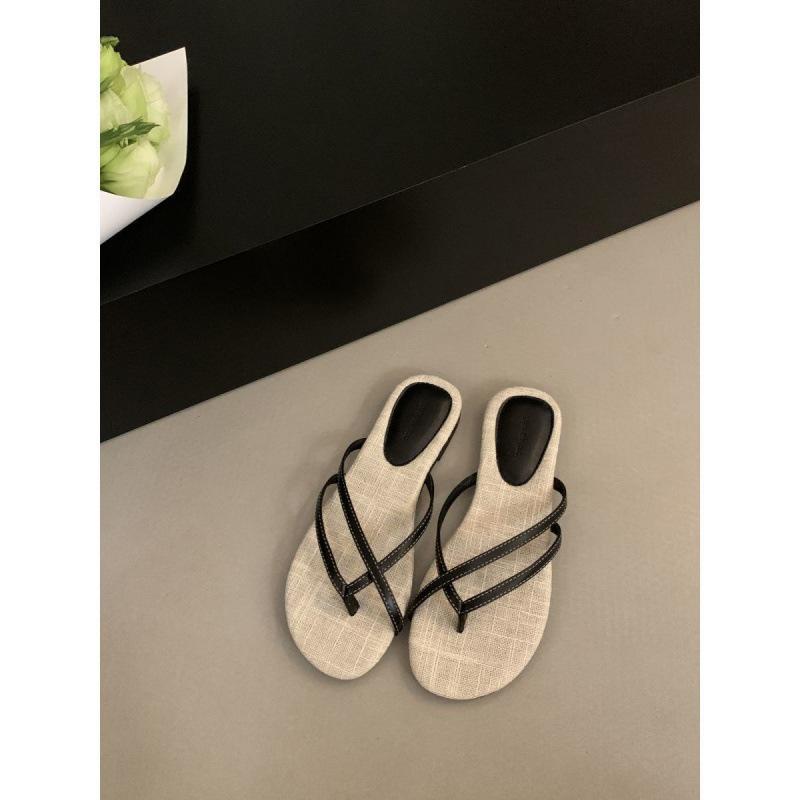 Интернет-знаменитость льняные тапочки с перемычкой между пальцами женские летние 2025 новые праздничные ветровые феи пляжные крутые шлепанцы 35 чёрный