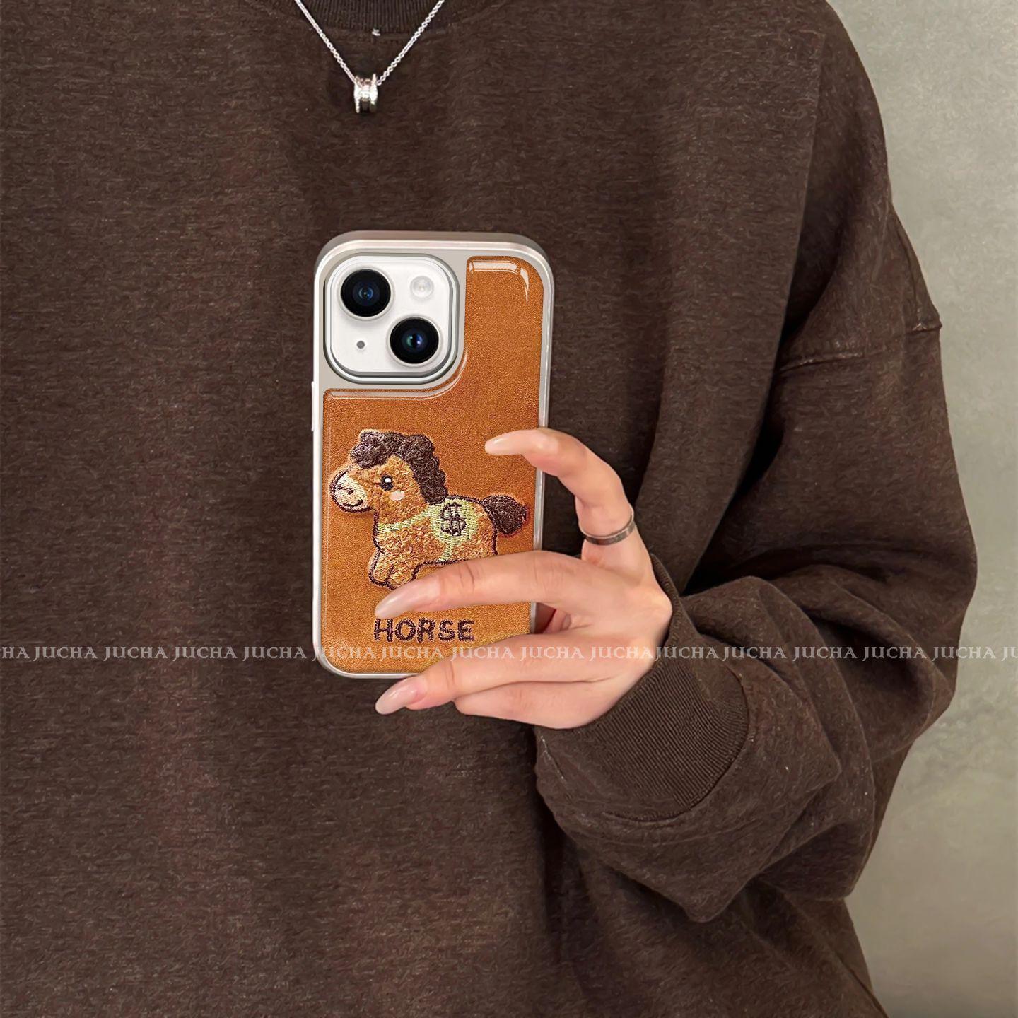 Suitable for Brown Embroidery Horse iPhone 15 Case - Premium Apple 15 Pro/15 Plus Design iPhone 15
Suitable for Brown Embroidery Horse iPhone 15 Case - Premium Apple 15 Pro/15 Plus Design iPhone 15
