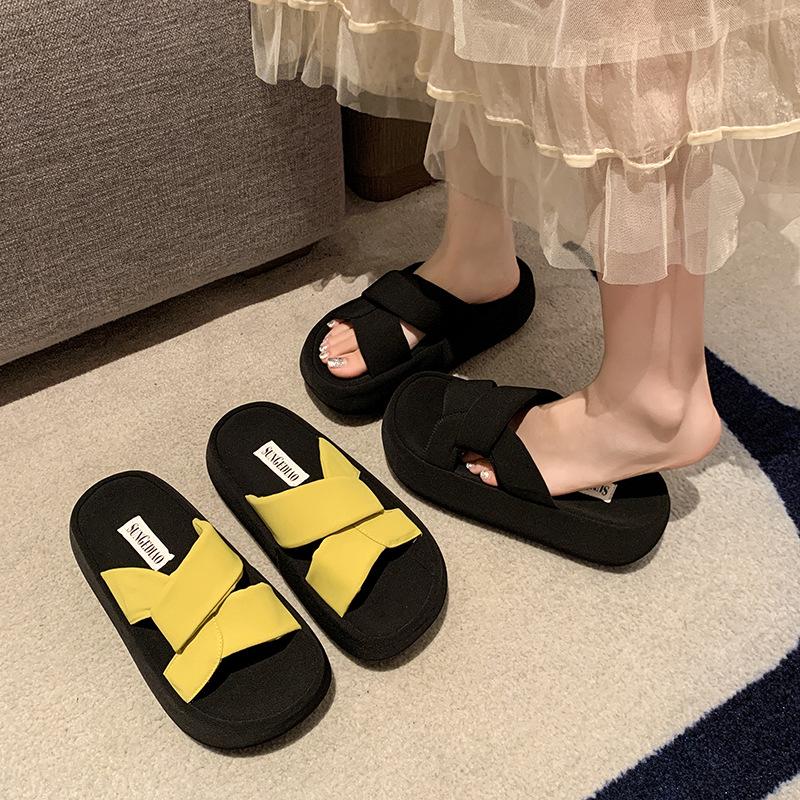 2025 summer new high-end fashion versatile slippers women s versatile thick-soled cross-word slippers 35 чёрный
2025 summer new high-end fashion versatile slippers women s versatile thick-soled cross-word slippers 35 чёрный