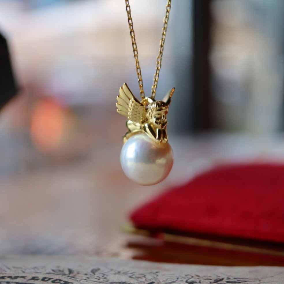 S925 Sterling Silver Gold-Plated Pearl Necklace with Cupid Angel Pendant for Women 925 Sterling Silver
S925 Sterling Silver Gold-Plated Pearl Necklace with Cupid Angel Pendant for Women 925 Sterling Silver