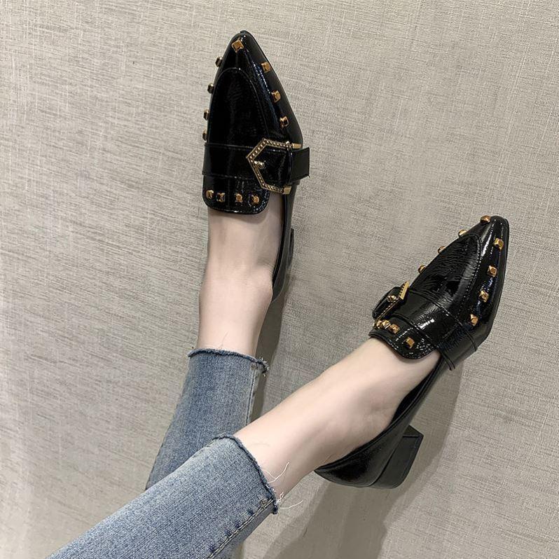 French Retro Woman Shoes 2026 Autumn New Pointed Flat Shoe Fashion Women Casual Shoes Simple Versatile Women s Leather Shoe 40 чорний
French Retro Woman Shoes 2026 Autumn New Pointed Flat Shoe Fashion Women Casual Shoes Simple Versatile Women s Leather Shoe 40 чорний