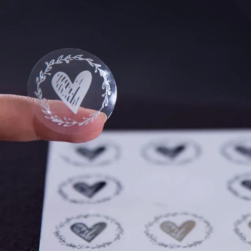 200Pcs/Set Bronzing Transparent Sealing Stickers Love Heart Round Gold Silver Black Envelop Candy Bag Lables for Baking Gift DIY
200Pcs/Set Bronzing Transparent Sealing Stickers Love Heart Round Gold Silver Black Envelop Candy Bag Lables for Baking Gift DIY