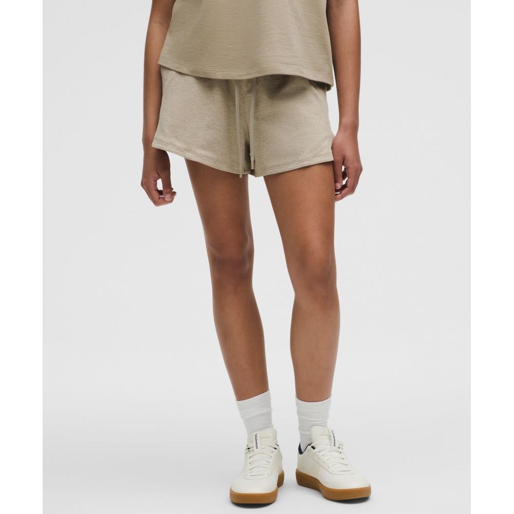 Lululemon Soft Jersey Mid Rise Curved Hem Short 3 Heathered Sheer Oak Heathered Sand Trap XXXS
Lululemon Soft Jersey Mid Rise Curved Hem Short 3 Heathered Sheer Oak Heathered Sand Trap XXXS