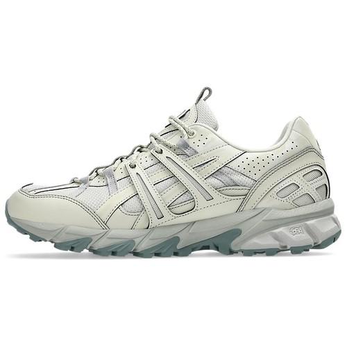 Asics Gel Sonoma 15 50 Light Dust Olive Grey - 1203A538-020 EU 37
Asics Gel Sonoma 15 50 Light Dust Olive Grey - 1203A538-020 EU 37