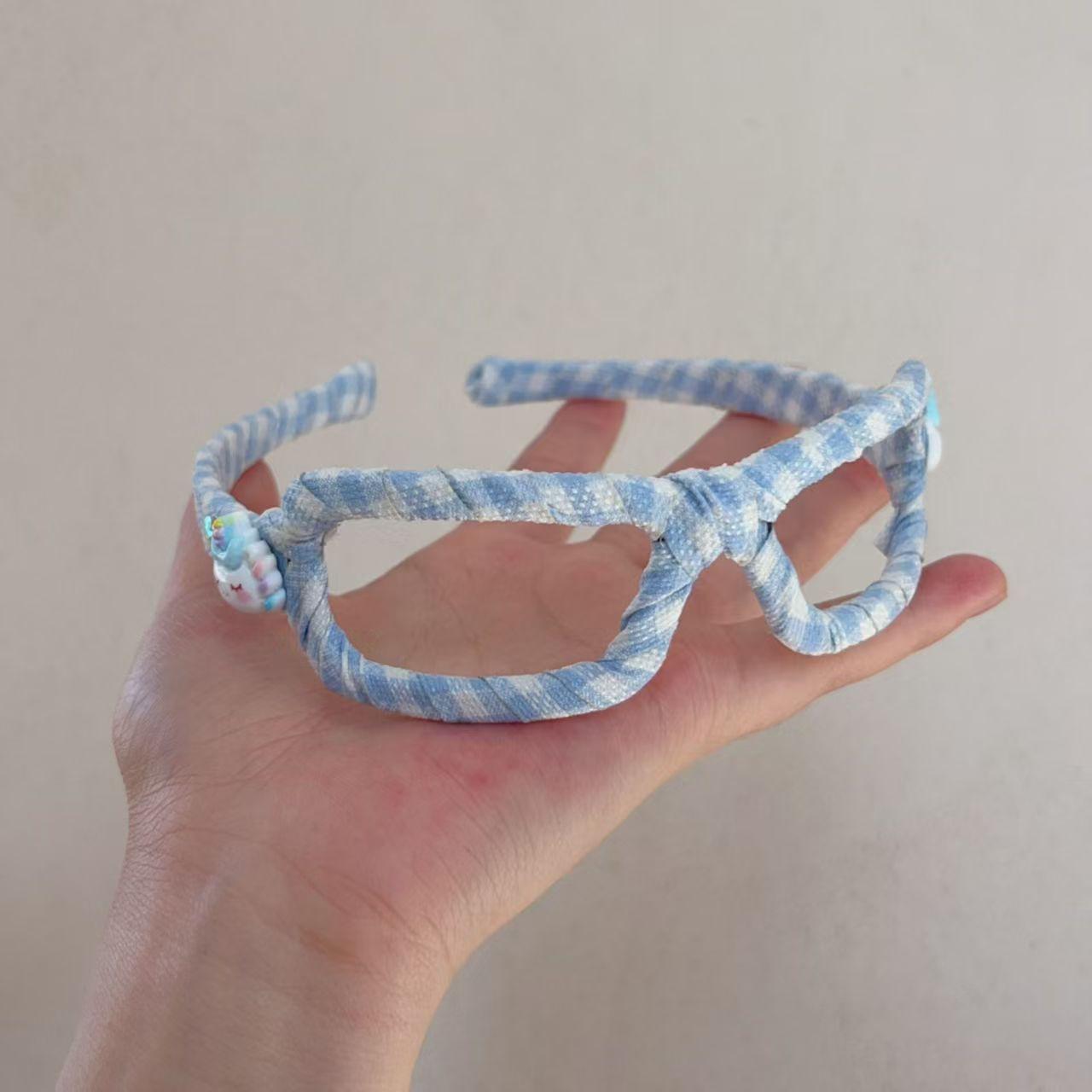 2025 New Style Kids Glasses Headband-Fashionable, Stylish & Versatile, Comfortable&No-Slip,Perfect for Girls,Elevate Daily Look
2025 New Style Kids Glasses Headband-Fashionable, Stylish & Versatile, Comfortable&No-Slip,Perfect for Girls,Elevate Daily Look
