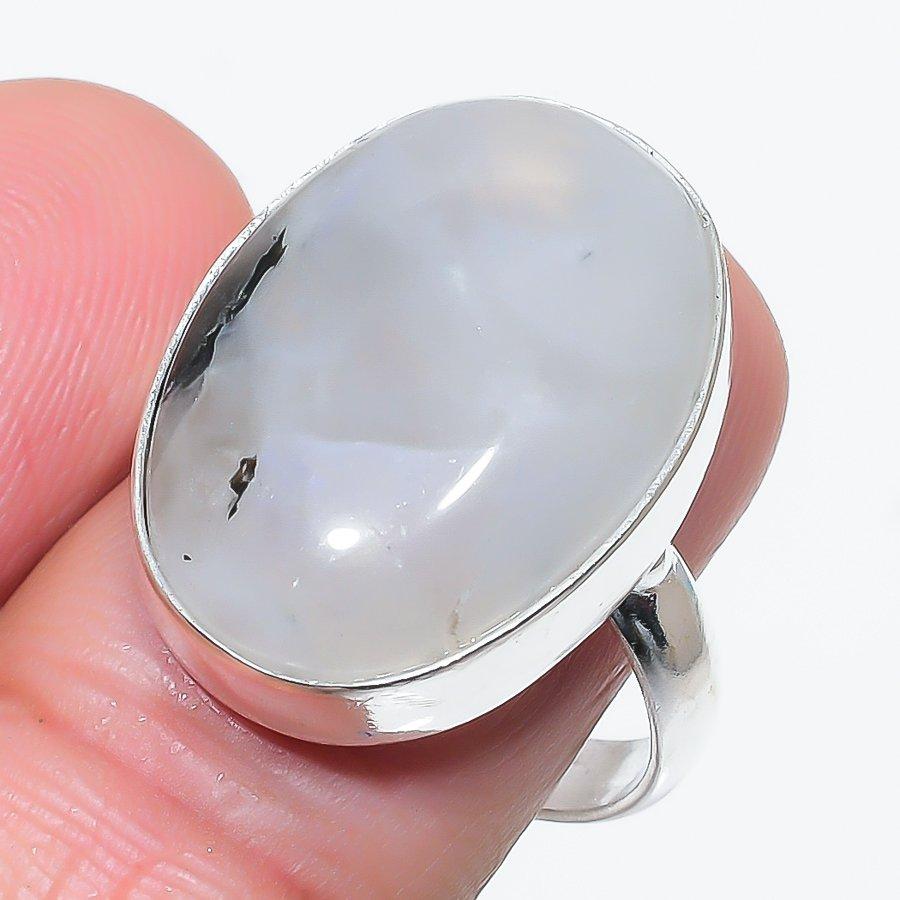 Natural Rainbow Moonstone Gemstone 925 Sterling Silver Gift Ring Size 9 u7g28
Natural Rainbow Moonstone Gemstone 925 Sterling Silver Gift Ring Size 9 u7g28