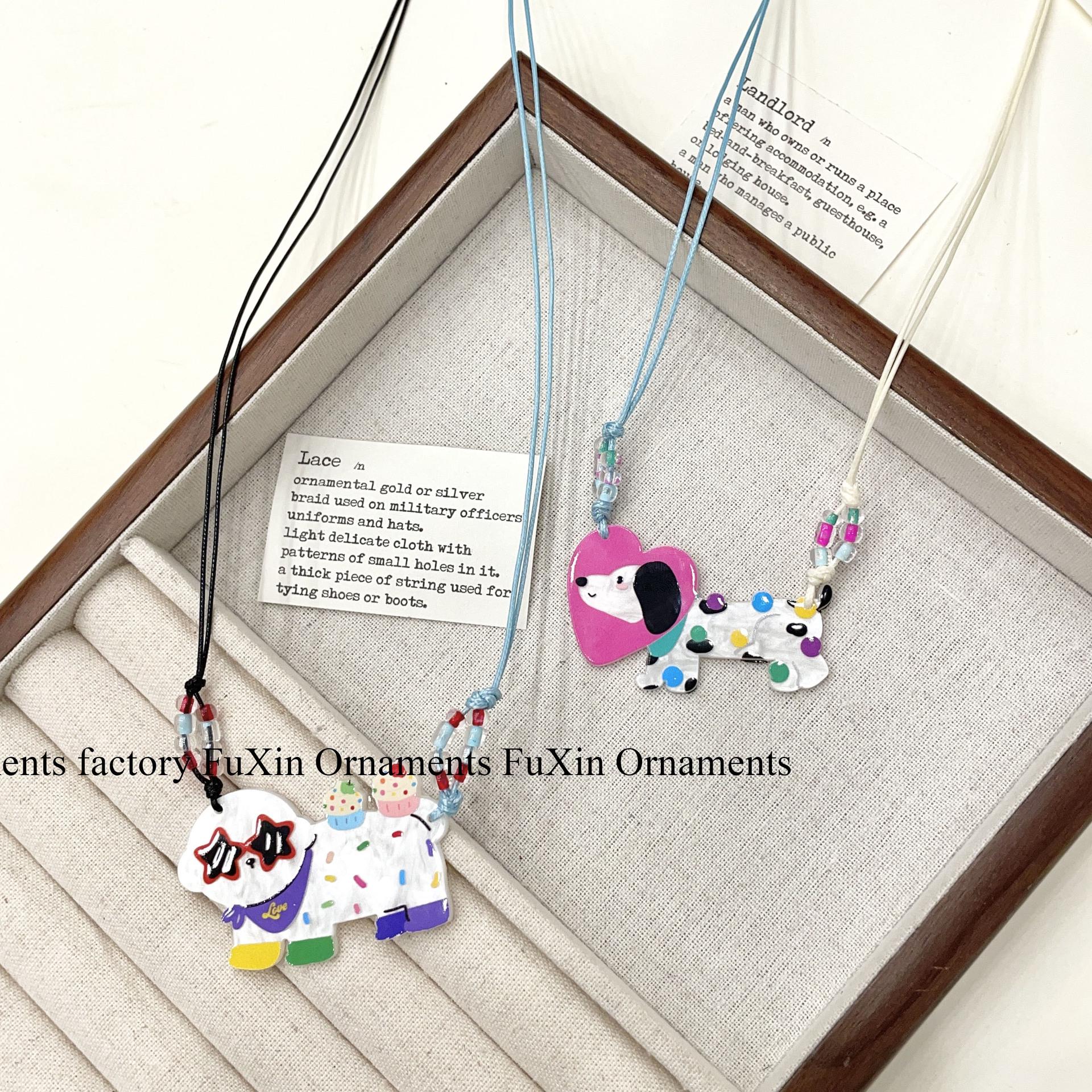 Asymmetrical Dalmatian Rice Bead Necklace - Versatile and Unique Sweater Chain Accessory
Asymmetrical Dalmatian Rice Bead Necklace - Versatile and Unique Sweater Chain Accessory