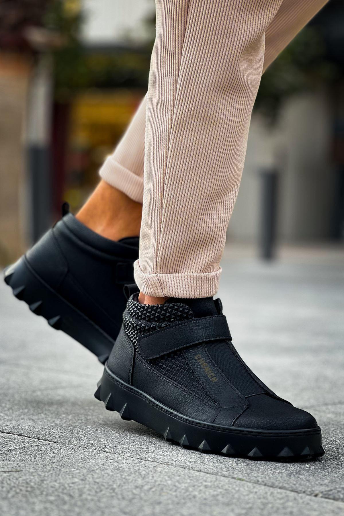 Men s Fashion Polyurethane Thick Heeled Boots Bootie Pyramid Long Boots Black Shoes 42
Men s Fashion Polyurethane Thick Heeled Boots Bootie Pyramid Long Boots Black Shoes 42