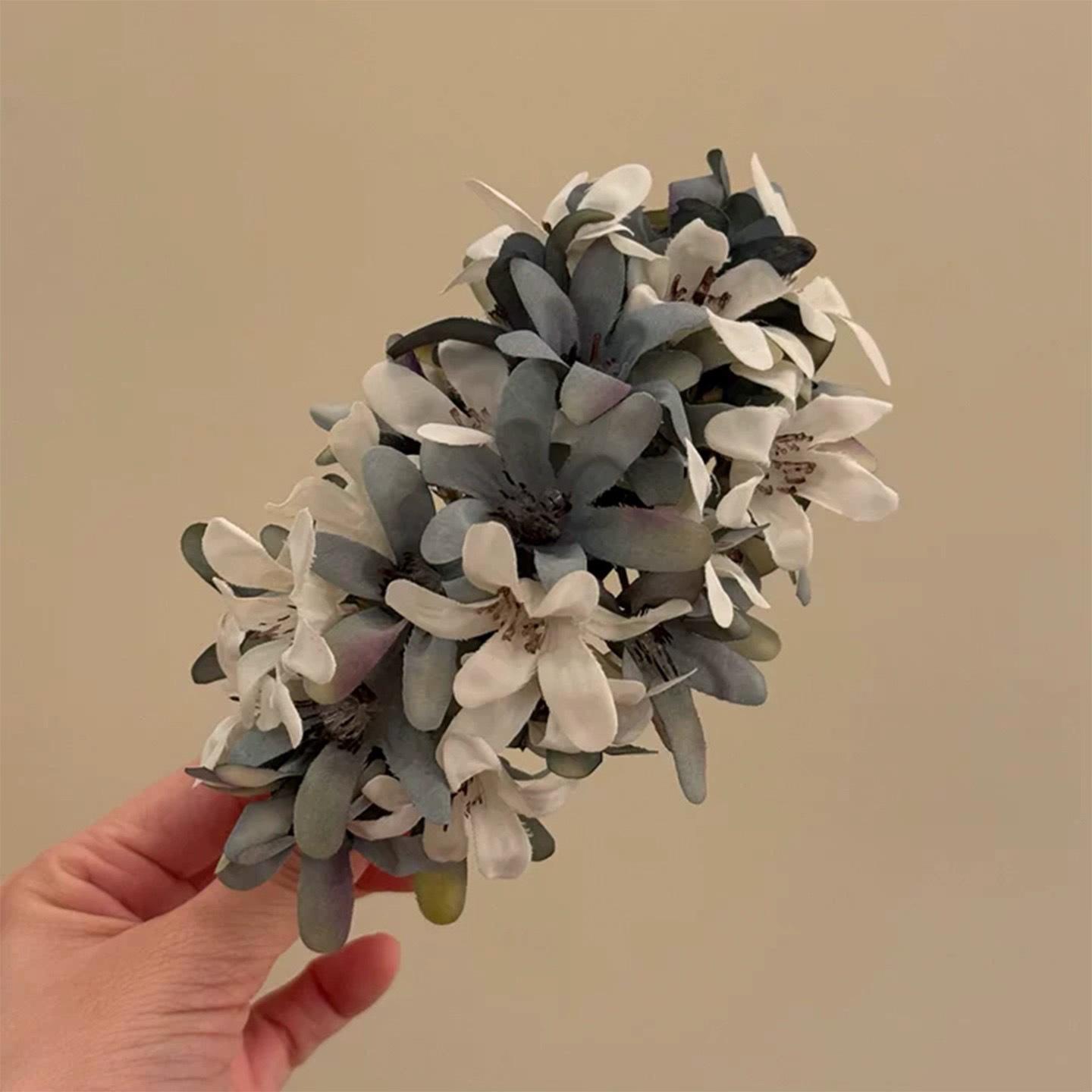Super Fairy Gentle Flower Mori Atmosphere Side Clip Temperament Vacation Style Word Clip Hair Accessories Woman
Super Fairy Gentle Flower Mori Atmosphere Side Clip Temperament Vacation Style Word Clip Hair Accessories Woman