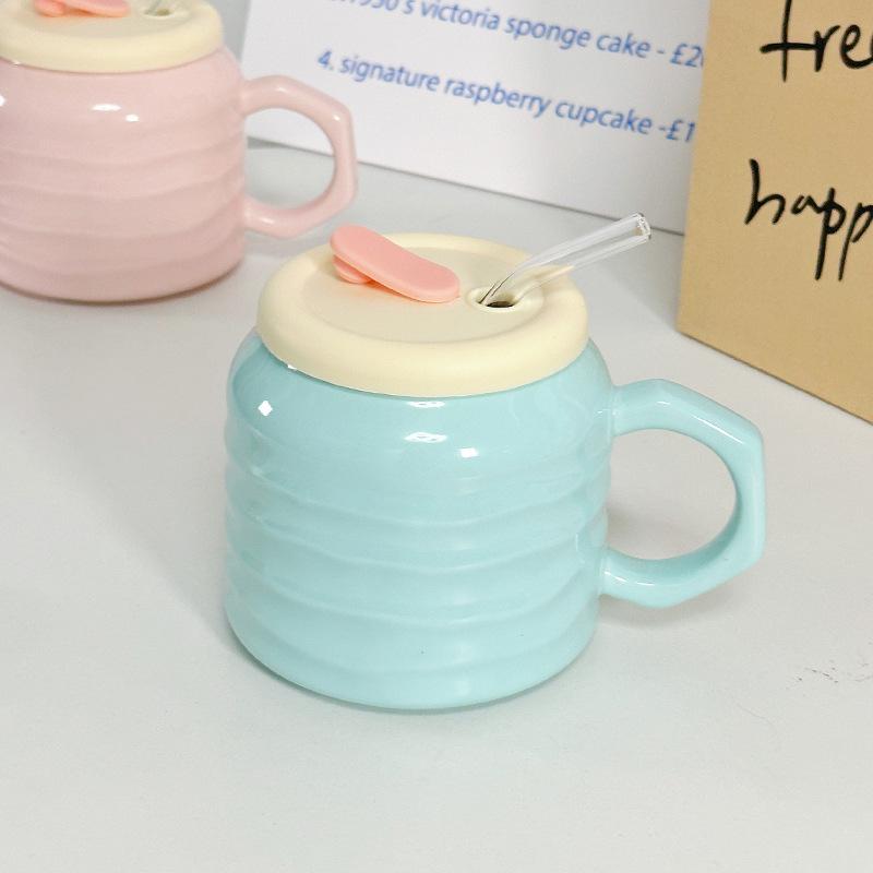 Cute Ceramic Straw Cup Home Office Mug with Lid Water Cup for Girls Large Capacity Cup Underglaze Color Men 501mL
Cute Ceramic Straw Cup Home Office Mug with Lid Water Cup for Girls Large Capacity Cup Underglaze Color Men 501mL