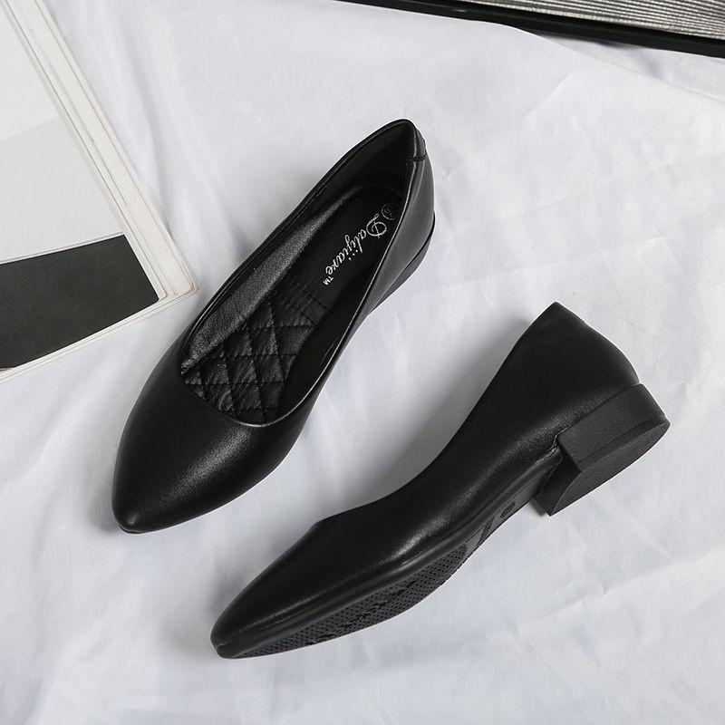 Pointed flat-soled single shoes soft leather soft-soled work women s shoes versatile low-heeled shallow-mouth women s shoes factory direct sales 35 чорний
Pointed flat-soled single shoes soft leather soft-soled work women s shoes versatile low-heeled shallow-mouth women s shoes factory direct sales 35 чорний