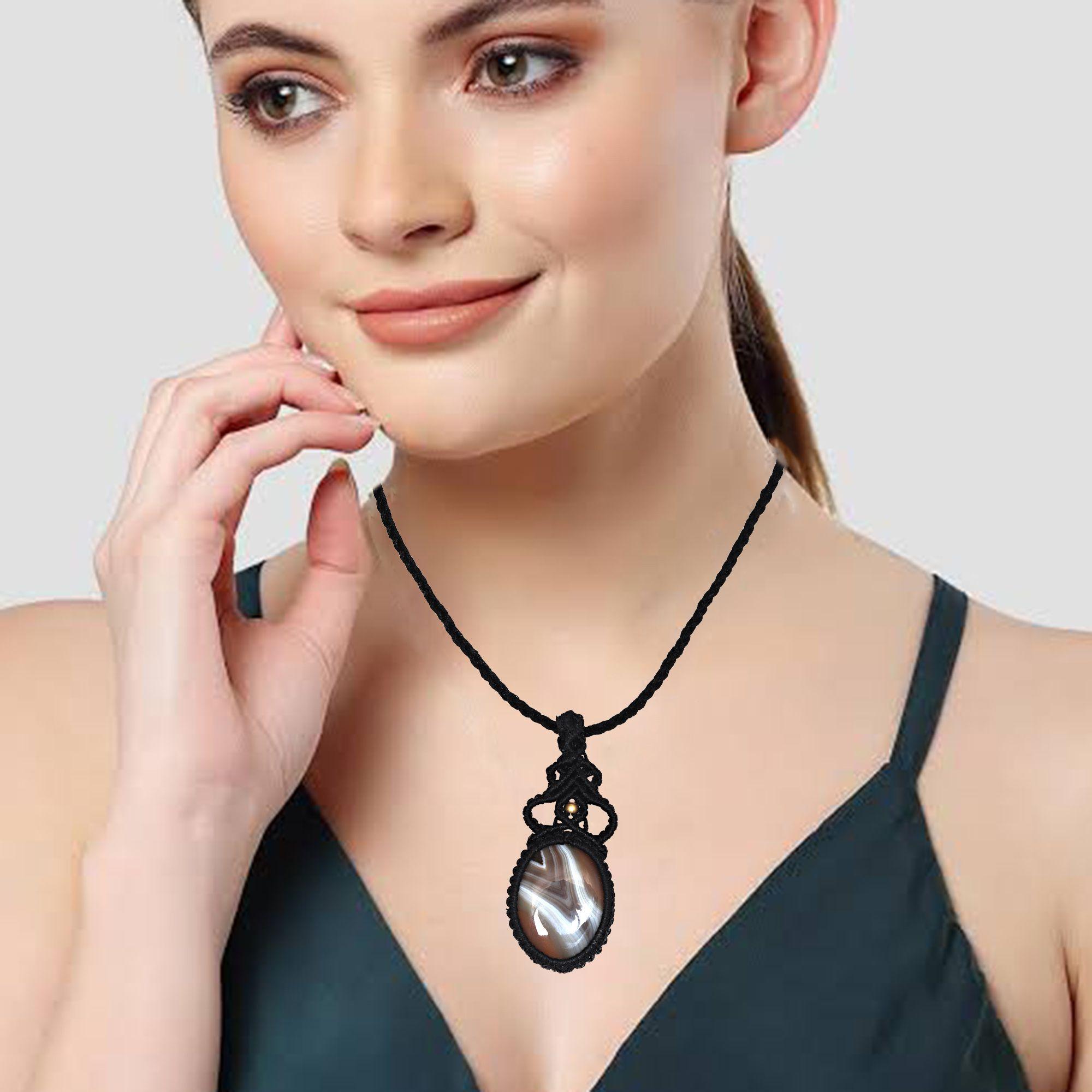 Серый Ботсванский агат драгоценный камень Holloween Gifted Jewelry Macrame Ожерелье 20-32 дюйма
Серый Ботсванский агат драгоценный камень Holloween Gifted Jewelry Macrame Ожерелье 20-32 дюйма