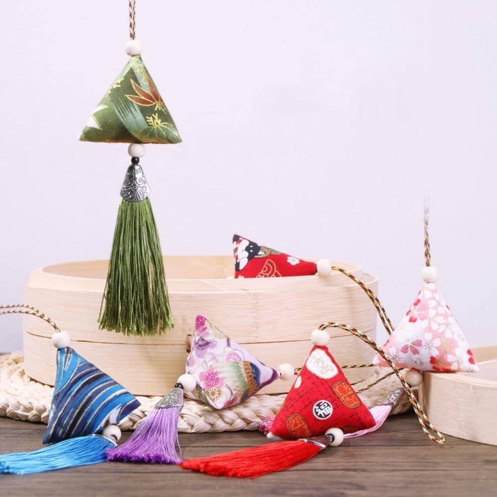 1/2pcs Repellent Car Tassel Pendant Amulet Blessing Tassel Sachet Bag Embroidery Drawstring Bag 1 PC-Green Squares
1/2pcs Repellent Car Tassel Pendant Amulet Blessing Tassel Sachet Bag Embroidery Drawstring Bag 1 PC-Green Squares
