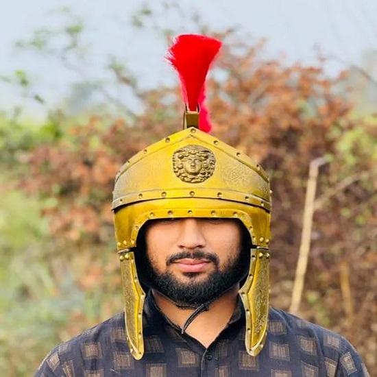Roman Centurion Helmet Brass Plated Gladiator Helmet with Red Crest Medieval LARP Cosplay Collectible Warrior Costume
Roman Centurion Helmet Brass Plated Gladiator Helmet with Red Crest Medieval LARP Cosplay Collectible Warrior Costume