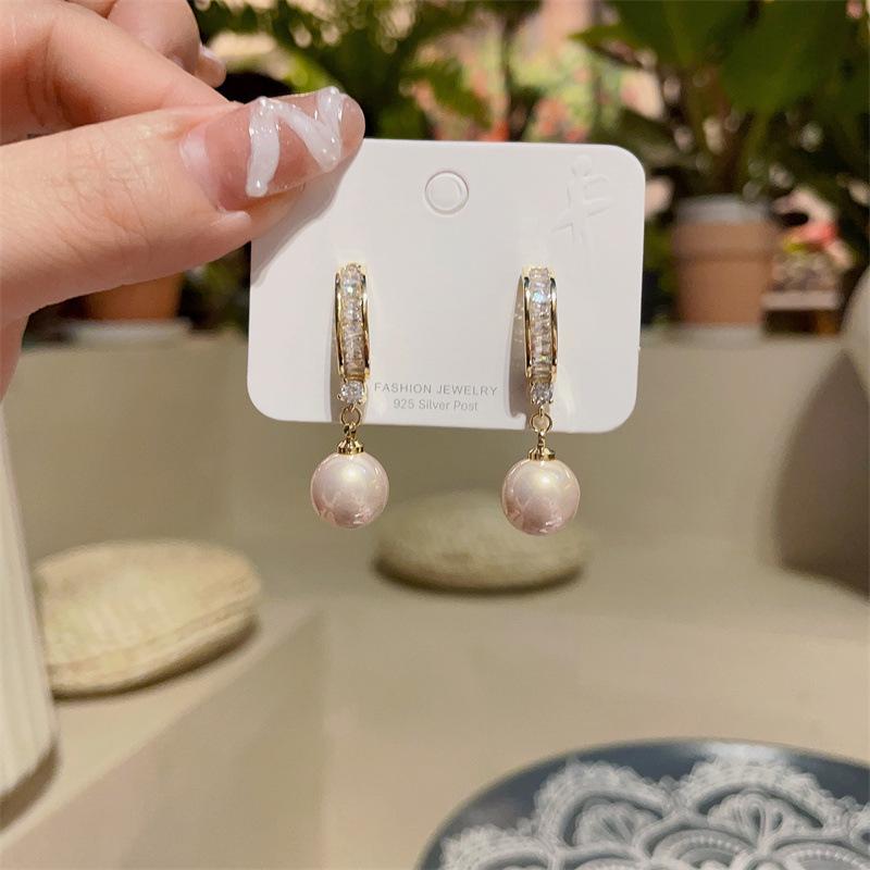 Geometric Long Strip Cold Style Earrings – Simple, Fashionable & Fresh OL Design золотой
Geometric Long Strip Cold Style Earrings – Simple, Fashionable & Fresh OL Design золотой
