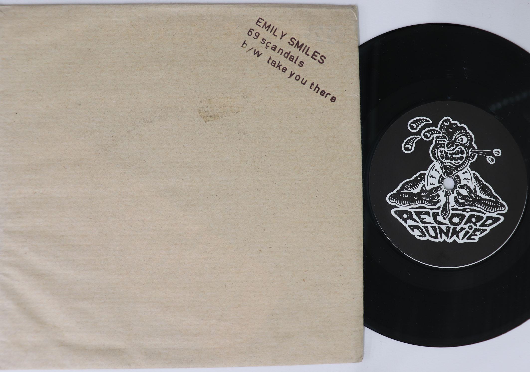 7inch Record EMILY SMILES 69 Scandals Take You There JUNK010 RECORD JUNKIE 1993 Switzerlan Rock Used
7inch Record EMILY SMILES 69 Scandals Take You There JUNK010 RECORD JUNKIE 1993 Switzerlan Rock Used