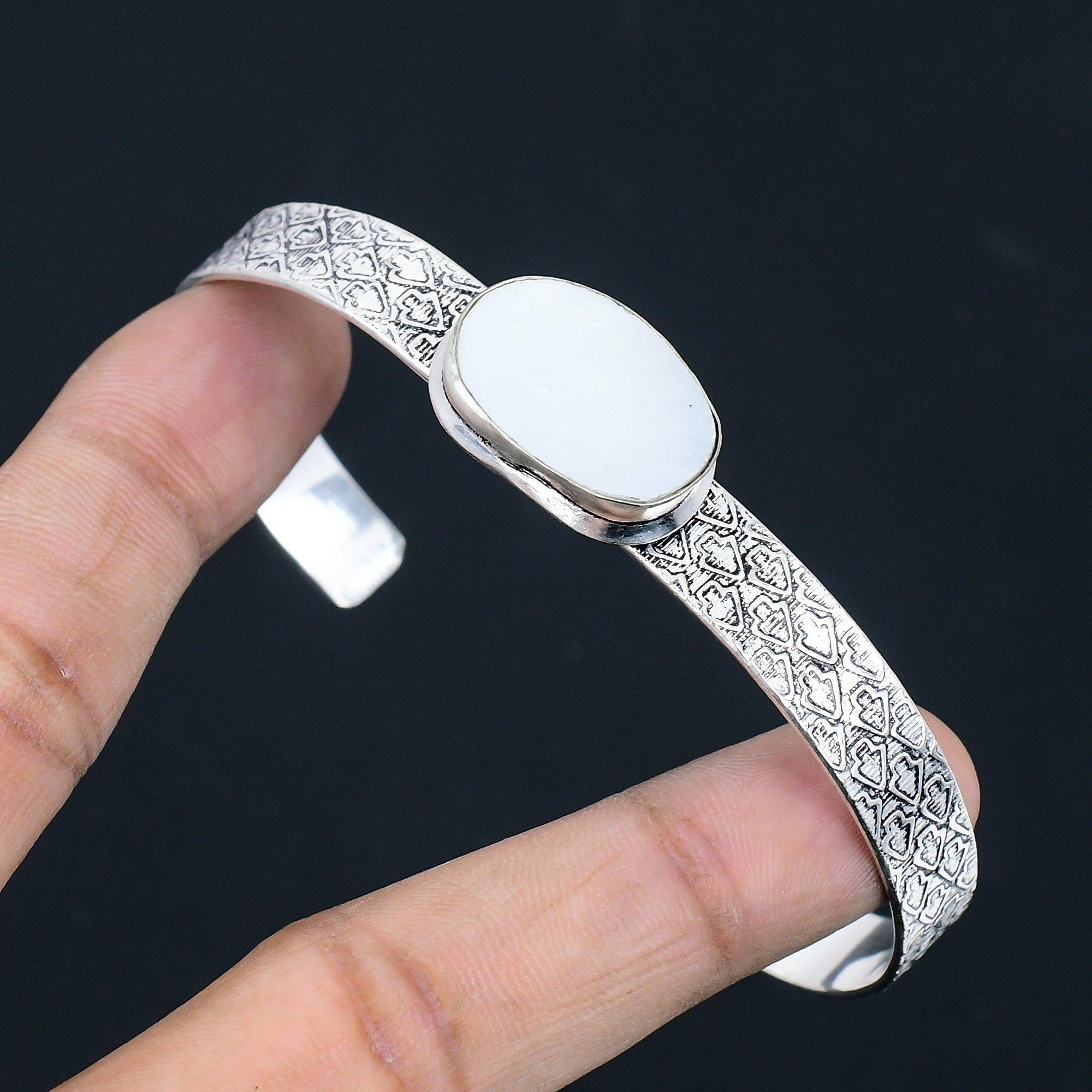 Friendship Day Deal Oval Mother Of Pearl Stone Elegant Bangle Sterling Silver Adjustable
Friendship Day Deal Oval Mother Of Pearl Stone Elegant Bangle Sterling Silver Adjustable