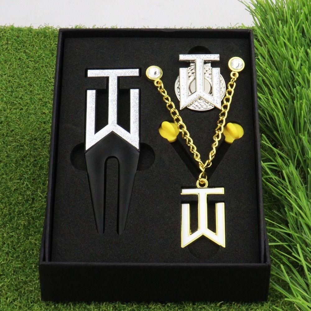 1 Box Hat Clip Golf Marker Gift Set Golf Ball Marker Golf Divot Fork Golf Gift Box Golf Cap Clip 1 set
1 Box Hat Clip Golf Marker Gift Set Golf Ball Marker Golf Divot Fork Golf Gift Box Golf Cap Clip 1 set