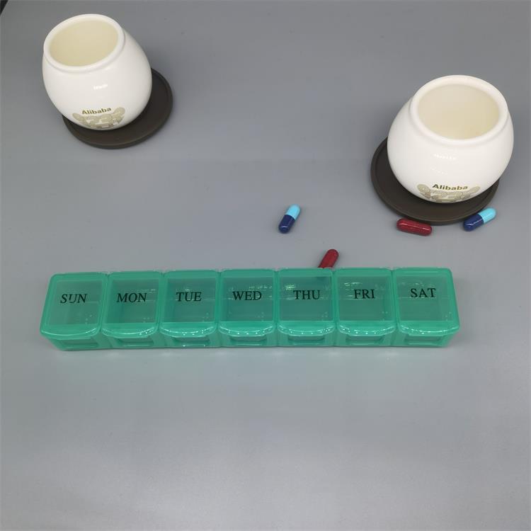 Large Capacity 7-Day Pill Organizer, 7-Grid PP Plastic Storage Box 22*4*3 cm
Large Capacity 7-Day Pill Organizer, 7-Grid PP Plastic Storage Box 22*4*3 cm