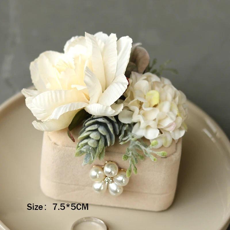 Wedding Rose Rings Box Jewelry Counter Rings Display Box Jeweler Originality Ring Packaging Case Live Streaming Shooting Prop
Wedding Rose Rings Box Jewelry Counter Rings Display Box Jeweler Originality Ring Packaging Case Live Streaming Shooting Prop