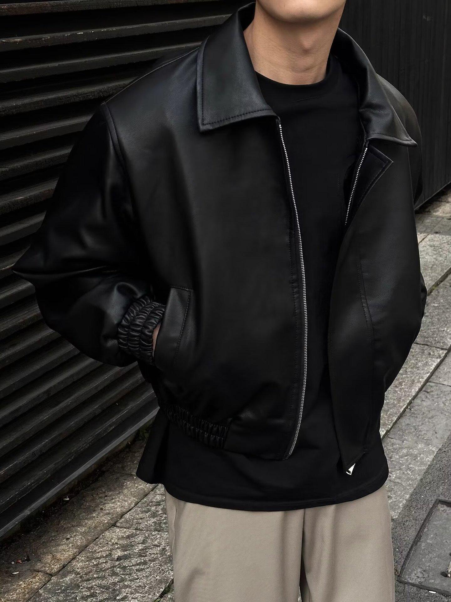 Мужская куртка из искусственной кожи в стиле ретро Cleanfit с подплечниками 2XL чёрный
Мужская куртка из искусственной кожи в стиле ретро Cleanfit с подплечниками 2XL чёрный