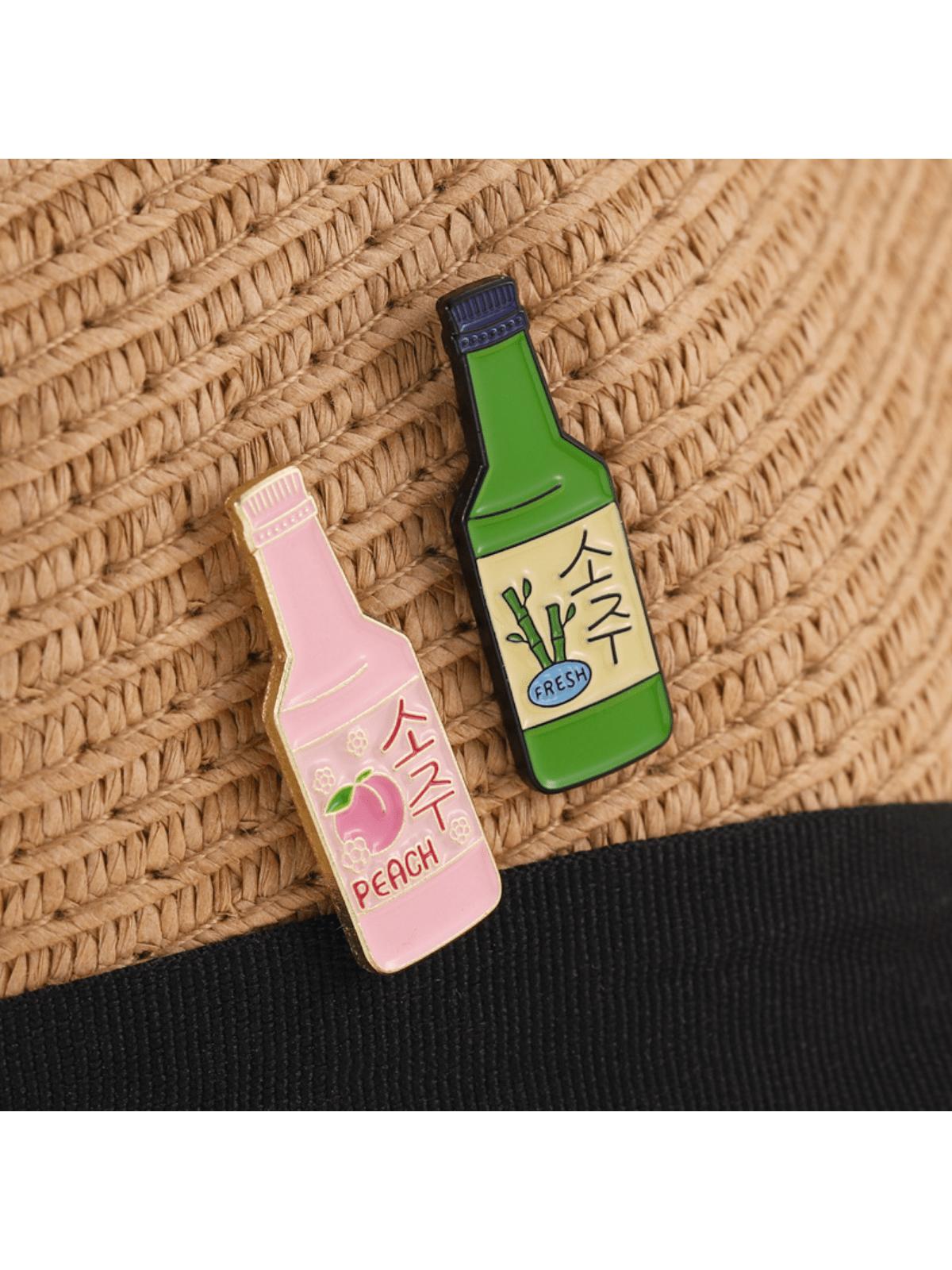 2 pieces of women s cartoon creative wine bottle series design brooch, daily matching clothes, bags, accessories, metal badges
2 pieces of women s cartoon creative wine bottle series design brooch, daily matching clothes, bags, accessories, metal badges