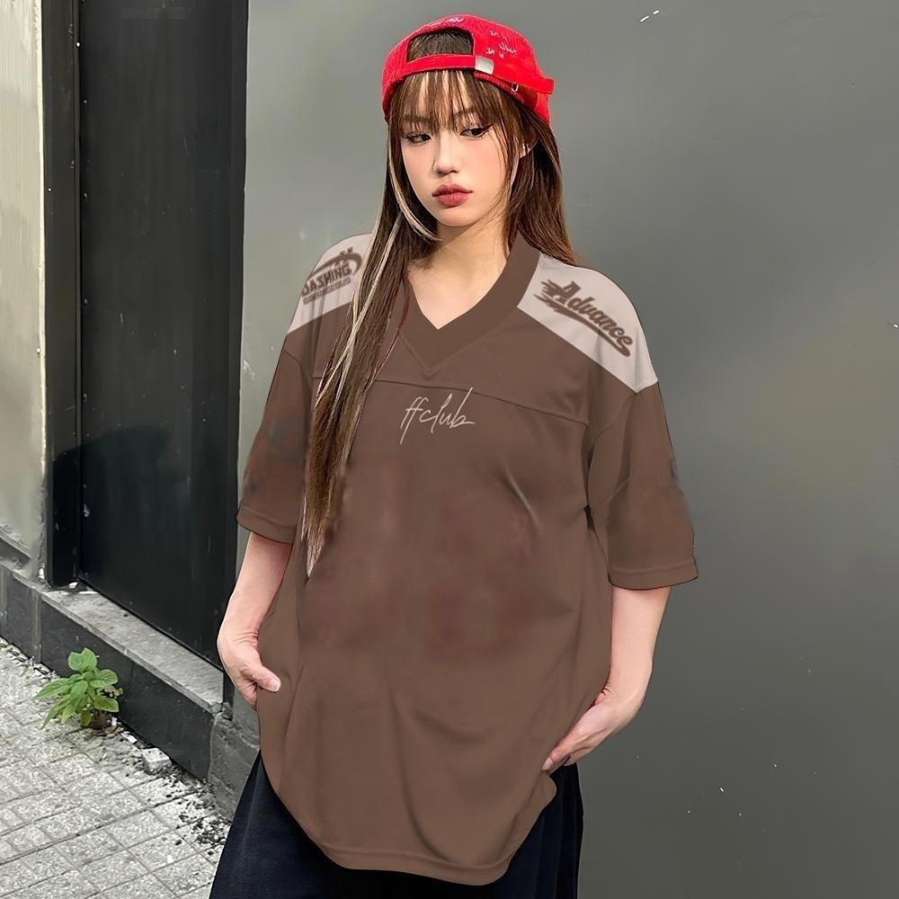 Korean version Mocha mousse cute cat T-shirt hot selling women s V-neck T-shirt oversized loose fit 5XL
Korean version Mocha mousse cute cat T-shirt hot selling women s V-neck T-shirt oversized loose fit 5XL