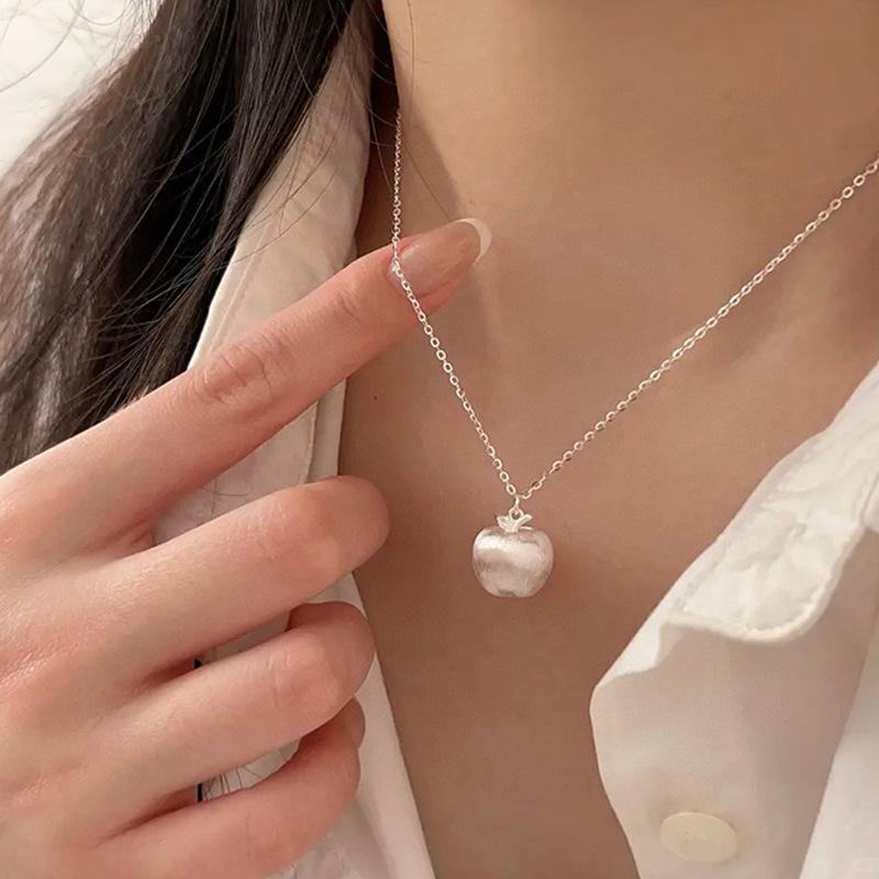 Simple design silver stereoscopic apple necklace for women new in antique gold craftsm brushed collar chain party білий
Simple design silver stereoscopic apple necklace for women new in antique gold craftsm brushed collar chain party білий