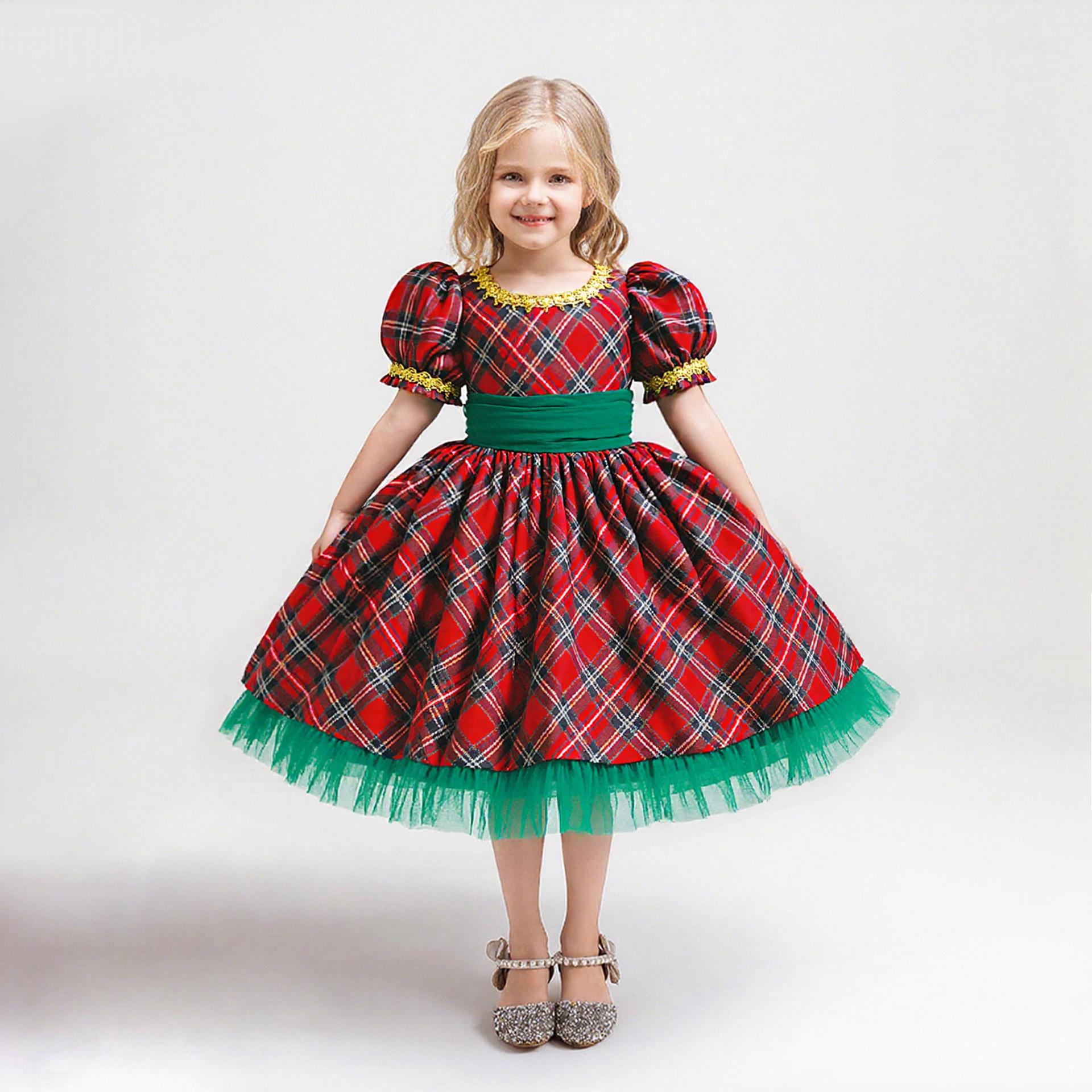 Дівчаче червоно-зелене плаття принцеси з сітки з паєтками Санта Різдво 110cm/2-3Y
Дівчаче червоно-зелене плаття принцеси з сітки з паєтками Санта Різдво 110cm/2-3Y