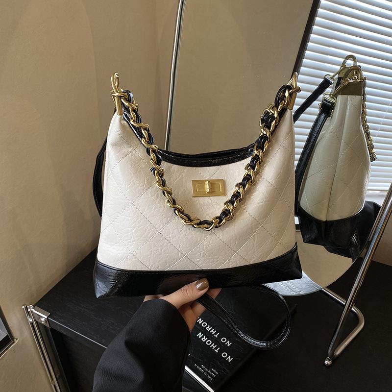 Niche design bag women s new versatile retro messenger bag diamond chain single shoulder dumpling bag белый
Niche design bag women s new versatile retro messenger bag diamond chain single shoulder dumpling bag белый