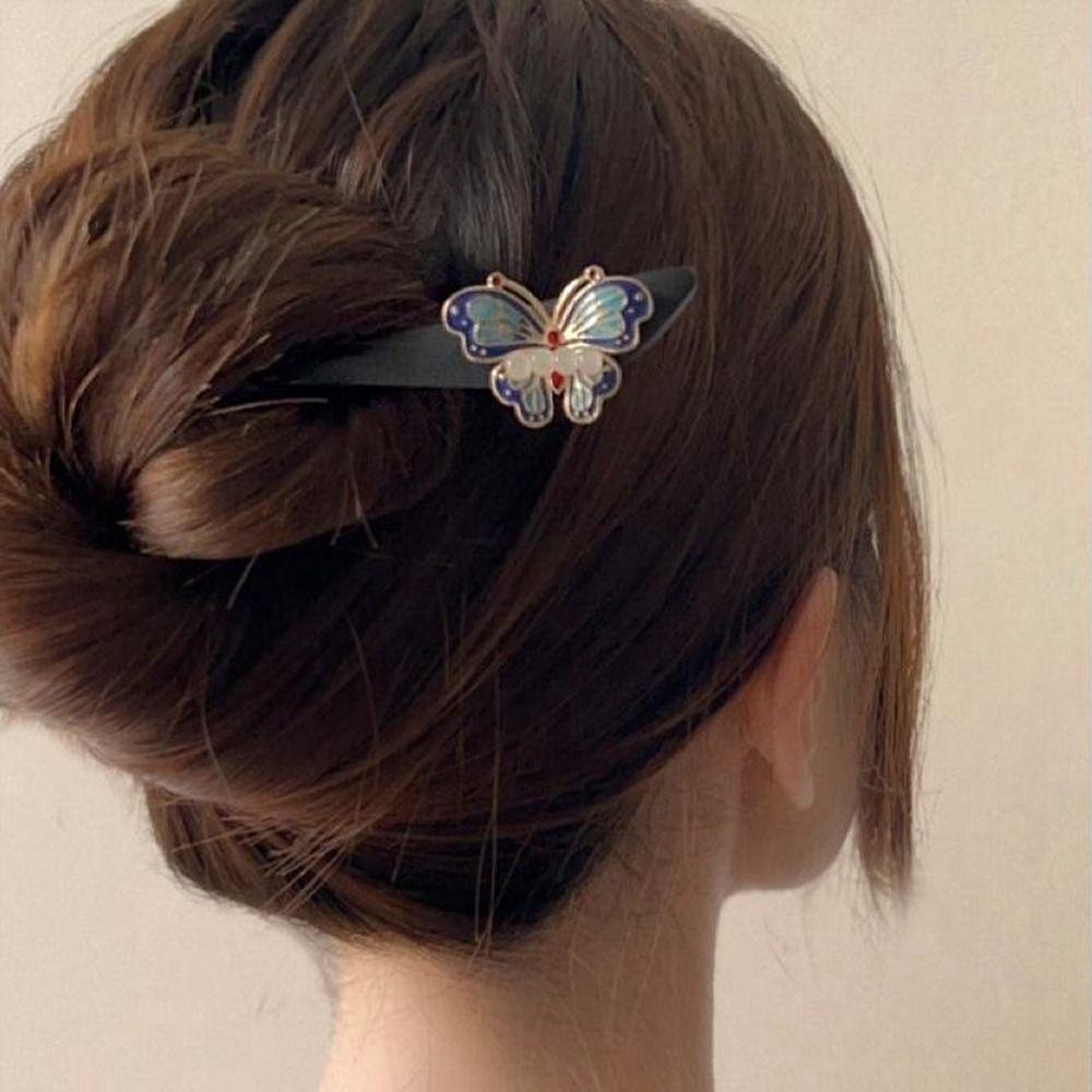 Tassel Hanfu Hairpin Chinese Style Butterfly Tassel Hair Stick Antique Wooden Hair Stick for Women style 1
Tassel Hanfu Hairpin Chinese Style Butterfly Tassel Hair Stick Antique Wooden Hair Stick for Women style 1
