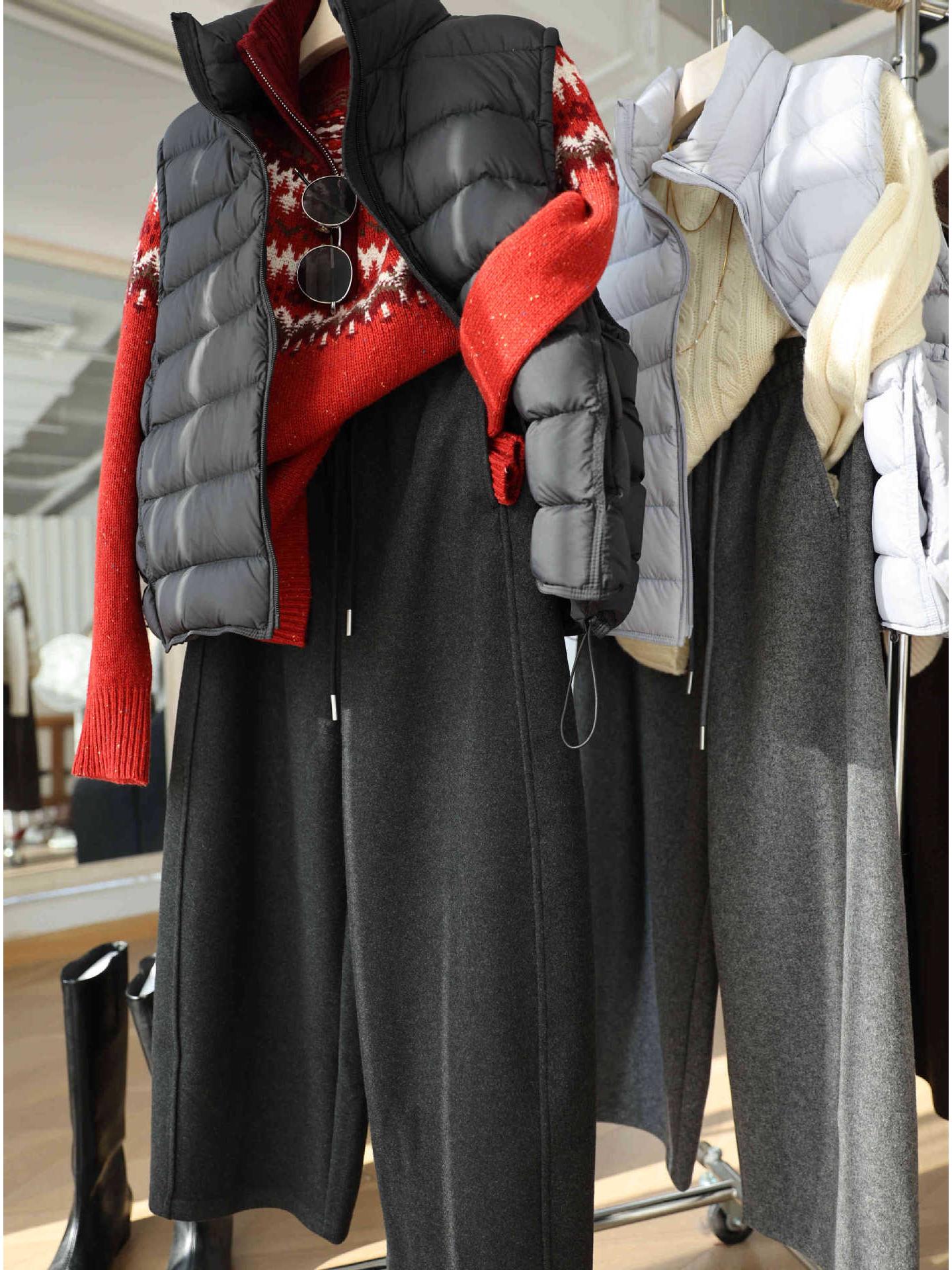 High-waisted Loose Woolen Wide-leg Pants for Women - Autumn/Winter Collection Medium
High-waisted Loose Woolen Wide-leg Pants for Women - Autumn/Winter Collection Medium