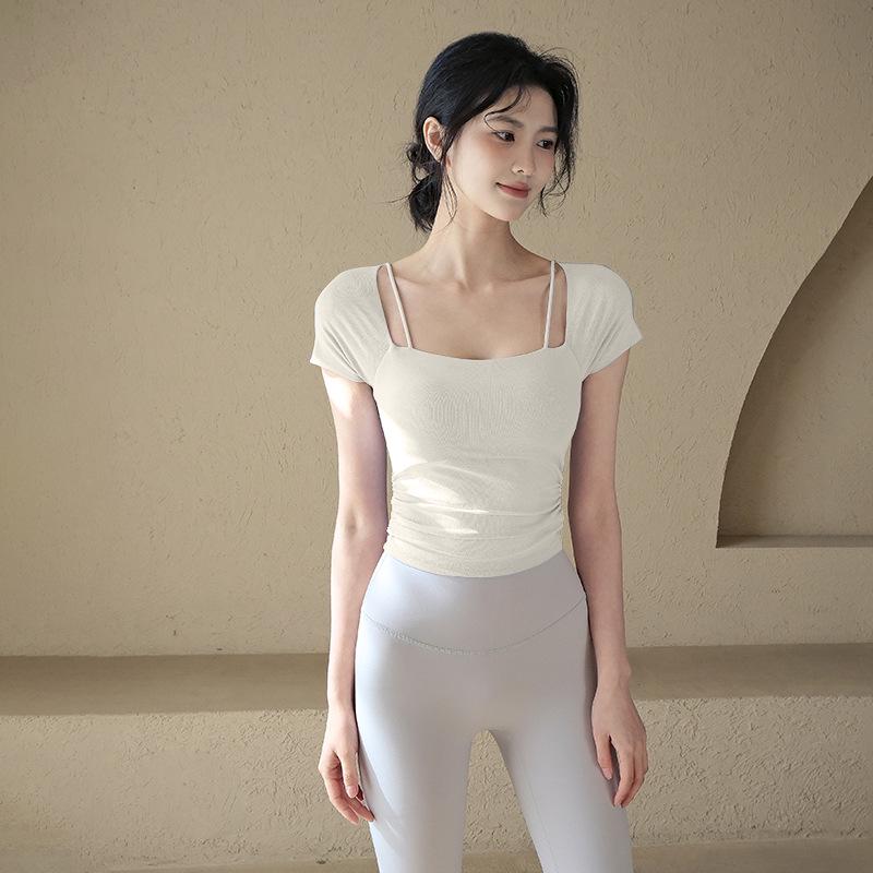Women s Summer Yoga Tops: Short-Sleeve T-Shirt with Chest Pad, High-End Temperament, Slim Fit for Pilates and Fitness. Medium
Women s Summer Yoga Tops: Short-Sleeve T-Shirt with Chest Pad, High-End Temperament, Slim Fit for Pilates and Fitness. Medium
