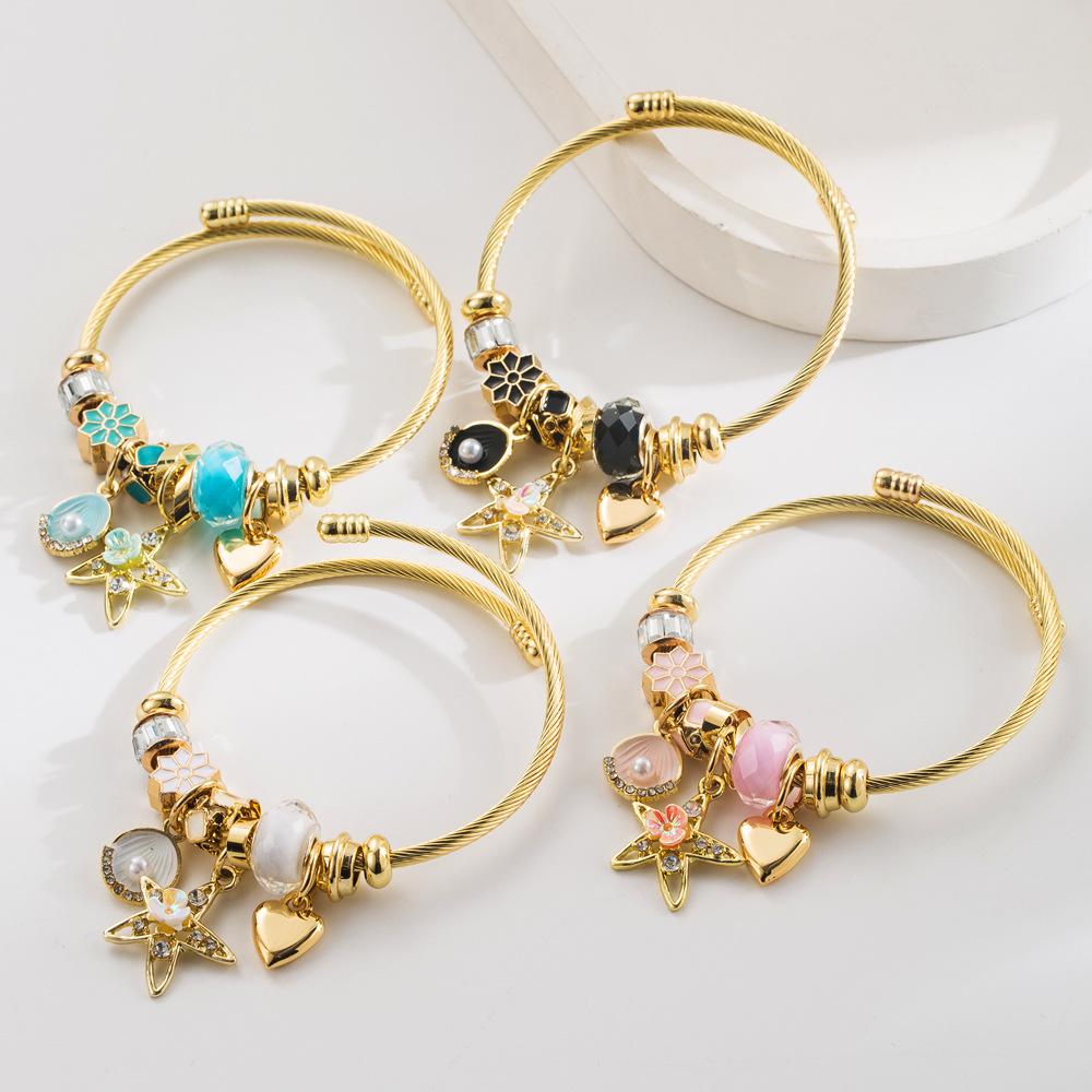 Bracelet with Inlaid Diamonds, Star and Shell Pendant, Adjustable Friendship Bracelet чорний
Bracelet with Inlaid Diamonds, Star and Shell Pendant, Adjustable Friendship Bracelet чорний