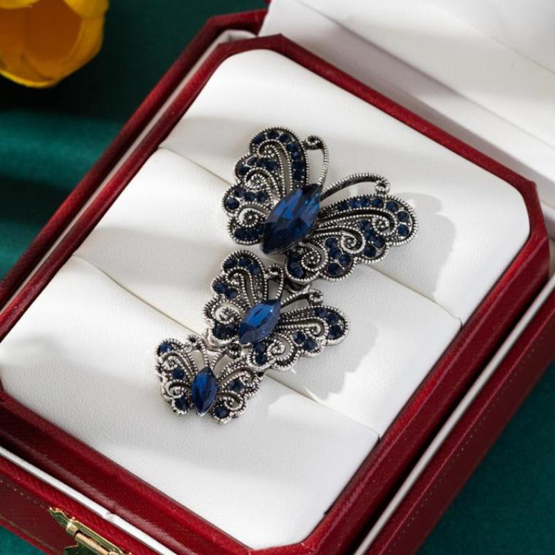 Personalized Luxury Rhinestone Three Butterfly Brooches For Women Clothing Coat Party Jewelry Accessries Gifts A1
Personalized Luxury Rhinestone Three Butterfly Brooches For Women Clothing Coat Party Jewelry Accessries Gifts A1