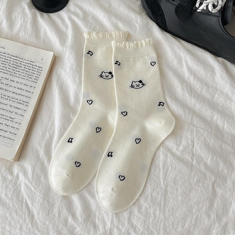 Женские осенние классические трендовые милые носки из хлопка с помпонами в виде косточек 1 pair
Женские осенние классические трендовые милые носки из хлопка с помпонами в виде косточек 1 pair