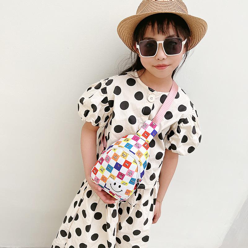 2025 new children s bags fashion printing boys and girls crossbody small breast bag children checkerboard light out жовтий
2025 new children s bags fashion printing boys and girls crossbody small breast bag children checkerboard light out жовтий