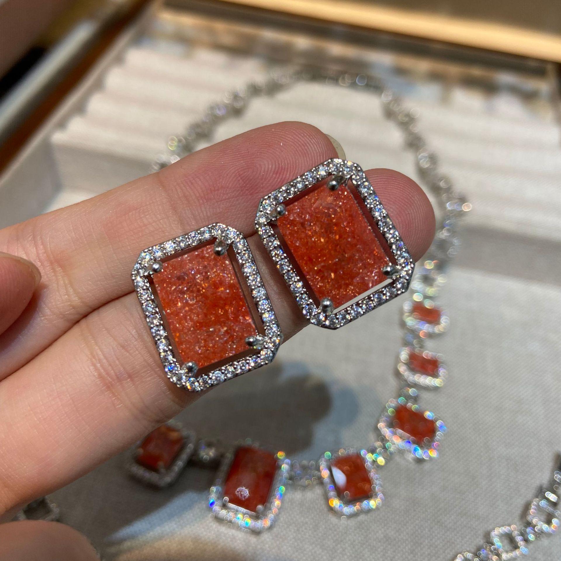 Luxury Heavy Industry Orange Party Dance Show Zircon Micro-Set Earrings Party Dress With Elegant Earring Set
Luxury Heavy Industry Orange Party Dance Show Zircon Micro-Set Earrings Party Dress With Elegant Earring Set