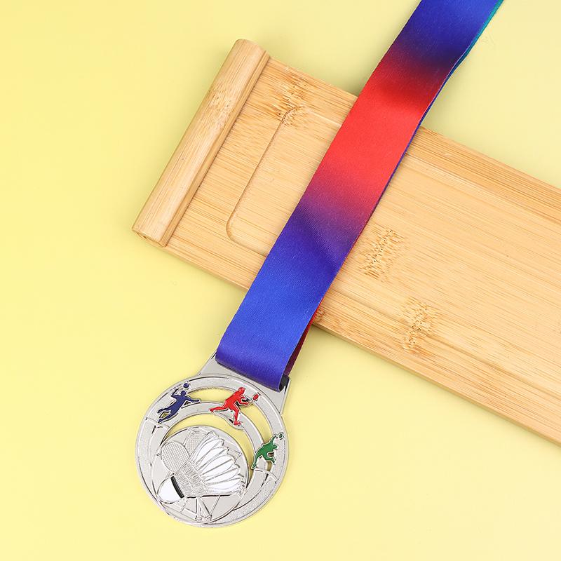 1Pc Metal Badminton Award Medals With Neck Ribbon Gold Silver Bronze Prizes Award Medal For Kids Sports Competition Games серебряный
1Pc Metal Badminton Award Medals With Neck Ribbon Gold Silver Bronze Prizes Award Medal For Kids Sports Competition Games серебряный