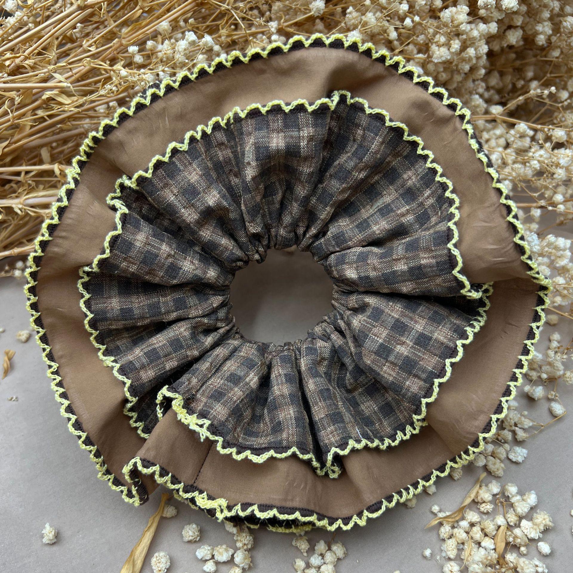 Желто-коричневая плиссированная кружевная резинка-скранчи: Аксессуар для волос класса люкс, большая резинка для волос, женский, в корейском стиле темно-коричневого
Желто-коричневая плиссированная кружевная резинка-скранчи: Аксессуар для волос класса люкс, большая резинка для волос, женский, в корейском стиле темно-коричневого