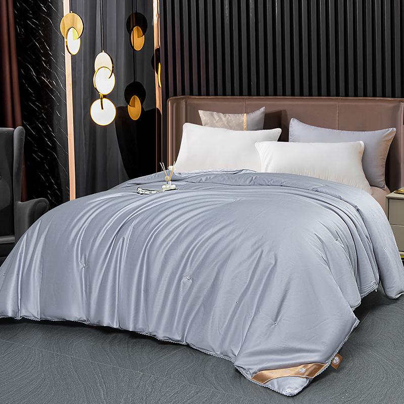 100% Double Cocoon Mulberry Silk Handmade Quilt - Thick, Warm, Ideal for Winter, Spring & Autumn; Perfect for Parent-Child Use 200x230cm, 1 Jin Silk
100% Double Cocoon Mulberry Silk Handmade Quilt - Thick, Warm, Ideal for Winter, Spring & Autumn; Perfect for Parent-Child Use 200x230cm, 1 Jin Silk