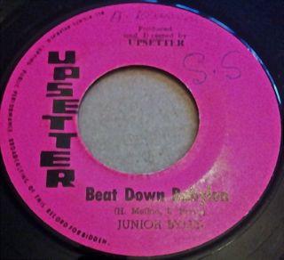 7inch Record JUNIOR BYLES - Beat Down Babylon NONE Upsetter Jamaica Reggae, Ska & Dub Used
7inch Record JUNIOR BYLES - Beat Down Babylon NONE Upsetter Jamaica Reggae, Ska & Dub Used