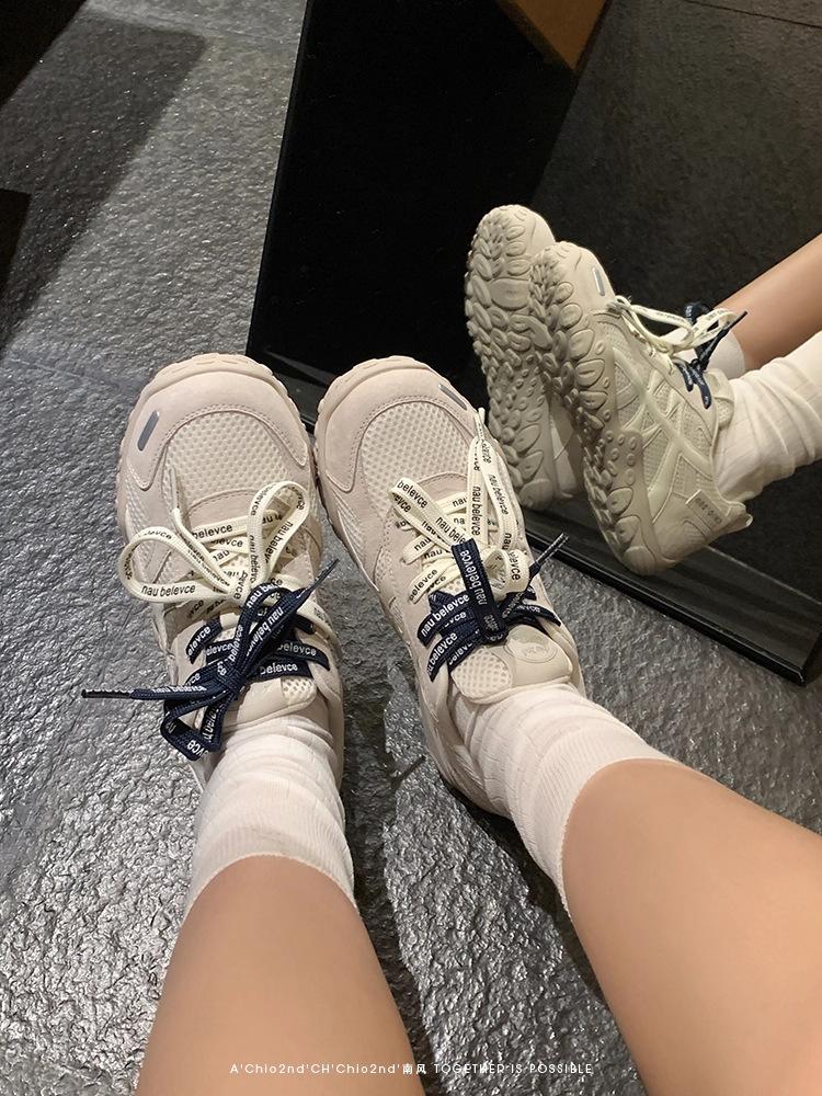 Genuine leather German training shoes women s 2025 autumn new shoes women s platform sports and leisure shoes retro inner height-increasing Forres 40 белый
Genuine leather German training shoes women s 2025 autumn new shoes women s platform sports and leisure shoes retro inner height-increasing Forres 40 белый