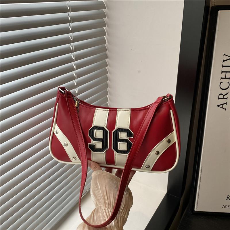 Новая модная сумка через плечо подмышку, ручная сумка на запястье, маленькая квадратная сумка, большая вместимость, цифровая сумка-полумесяц красный