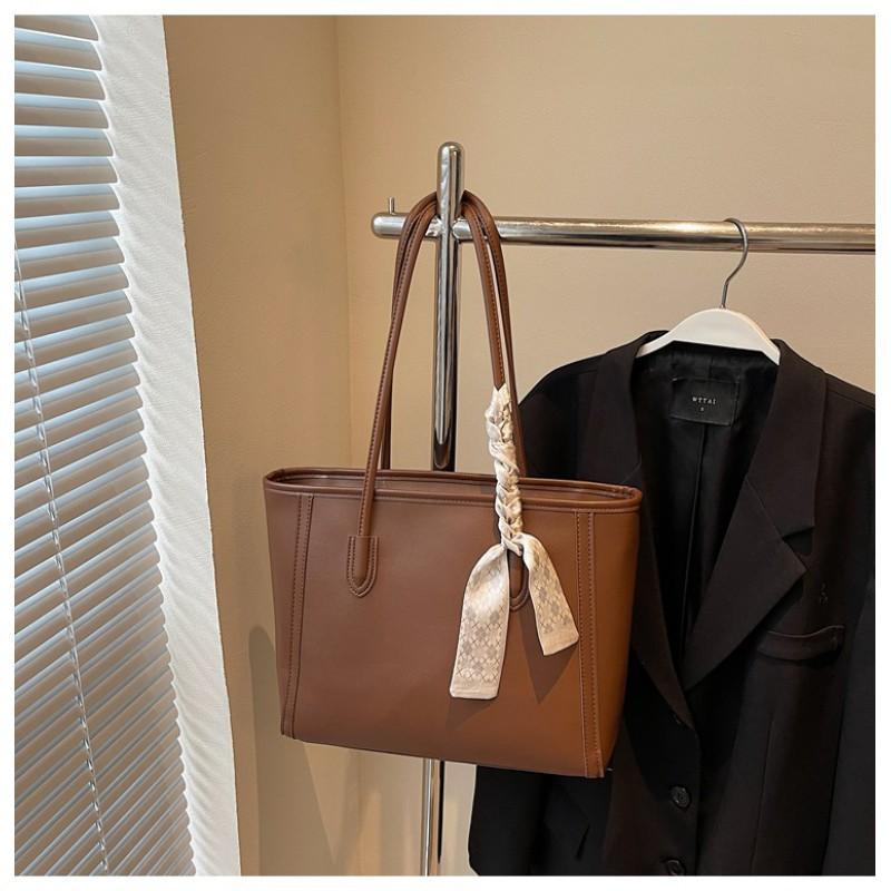 Casual Commuting Tote Bag Women 2026 New Fashionable All-matching Western-style Trend One-shoulder Underarm one size коричневий
Casual Commuting Tote Bag Women 2026 New Fashionable All-matching Western-style Trend One-shoulder Underarm one size коричневий
